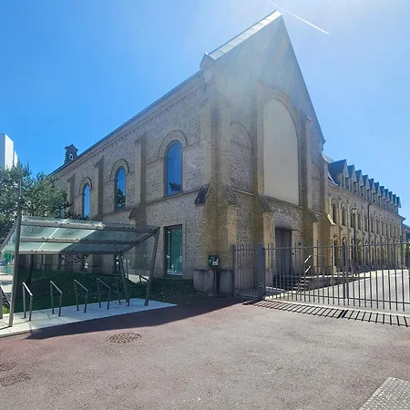 Vue Balcon19m2 Plein Soleil200m Calme Apartmán